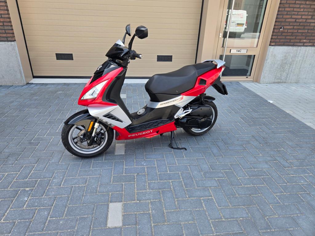 Peugeot Speedfight 3 blauw kenteken, Fietsen en Brommers, Scooters | Peugeot, Ophalen, Maximaal 45 km/u, Zo goed als nieuw, Speedfight