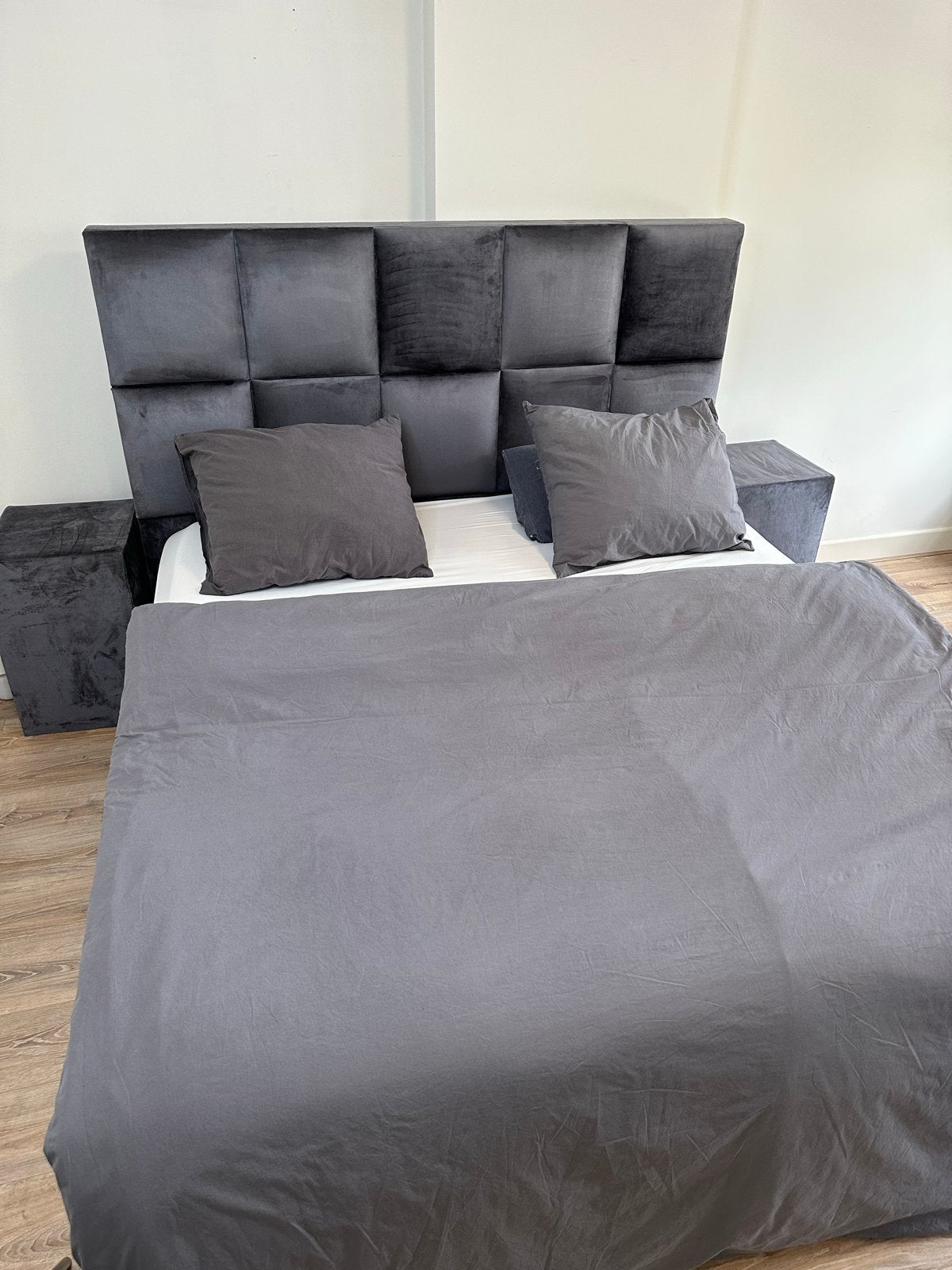 Boxspring met emma topper en hoofdbord, Ophalen, Gebruikt, Blauw, Tweepersoons