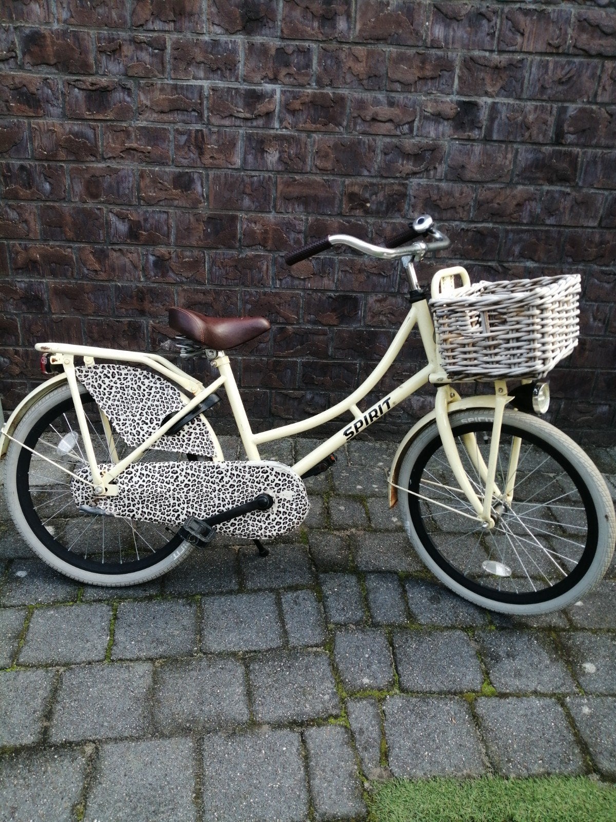22 inch meisjesfiets Spirit met mandje en panterprint, Ophalen, Gebruikt, 22 inch, Spirit