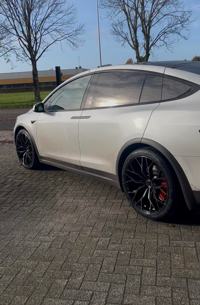 Tesla, BMW Velgen 5x120 R22 - Zwart Glanzend, Gebruikt, 295 mm, Banden en Velgen, Ophalen of Verzenden