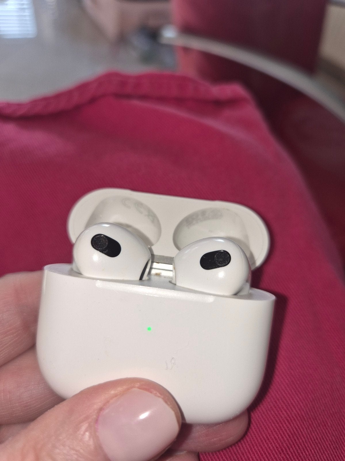 Apple AirPods 3e Gen. - Met Lightning Oplaadcase - Wit