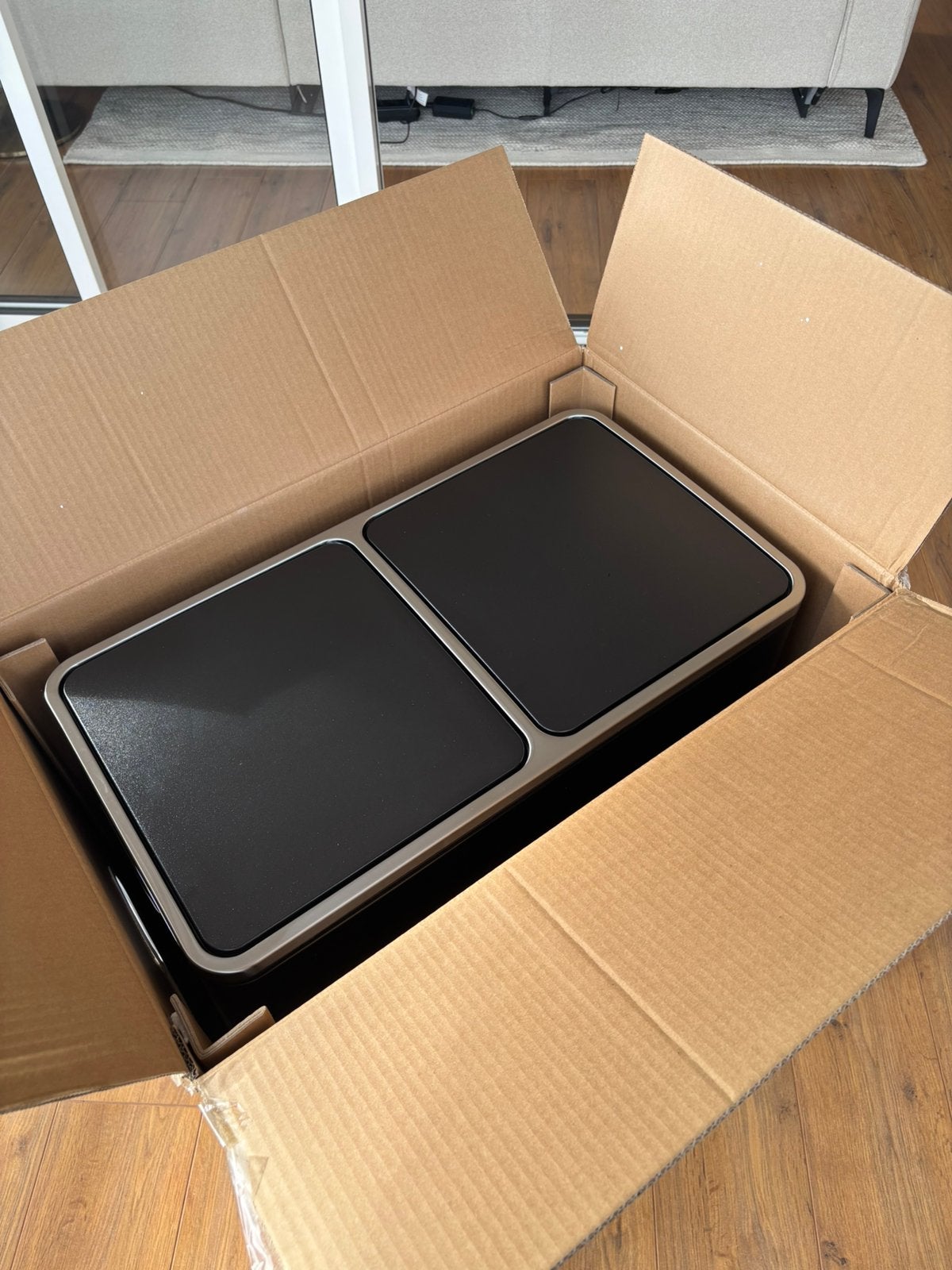Nieuwe prullenbak met 2 vakken - 60 L afvalbak gescheiden, Huis en Inrichting, Woonaccessoires | Prullenbakken, Ophalen, Met pedaal