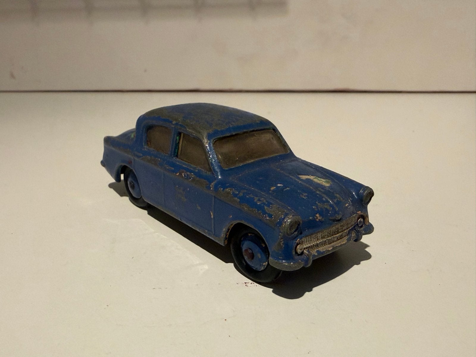 Dinky Toys Hillman Minx - Vintage Speelgoedauto, Ophalen of Verzenden, Gebruikt, Auto