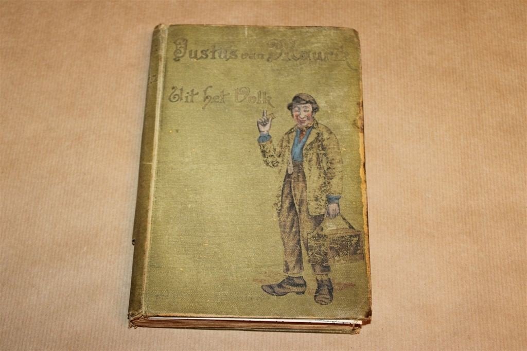 Uit het Volk — Amsterdamsche Novellen van Maurik 1900, Boeken, Geschiedenis | Stad en Regio, Ophalen of Verzenden, Gelezen
