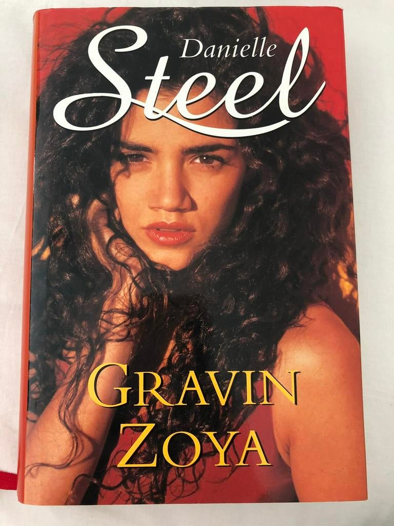 Danielle Steel: Gravin Zoya, Ophalen of Verzenden, Nieuw