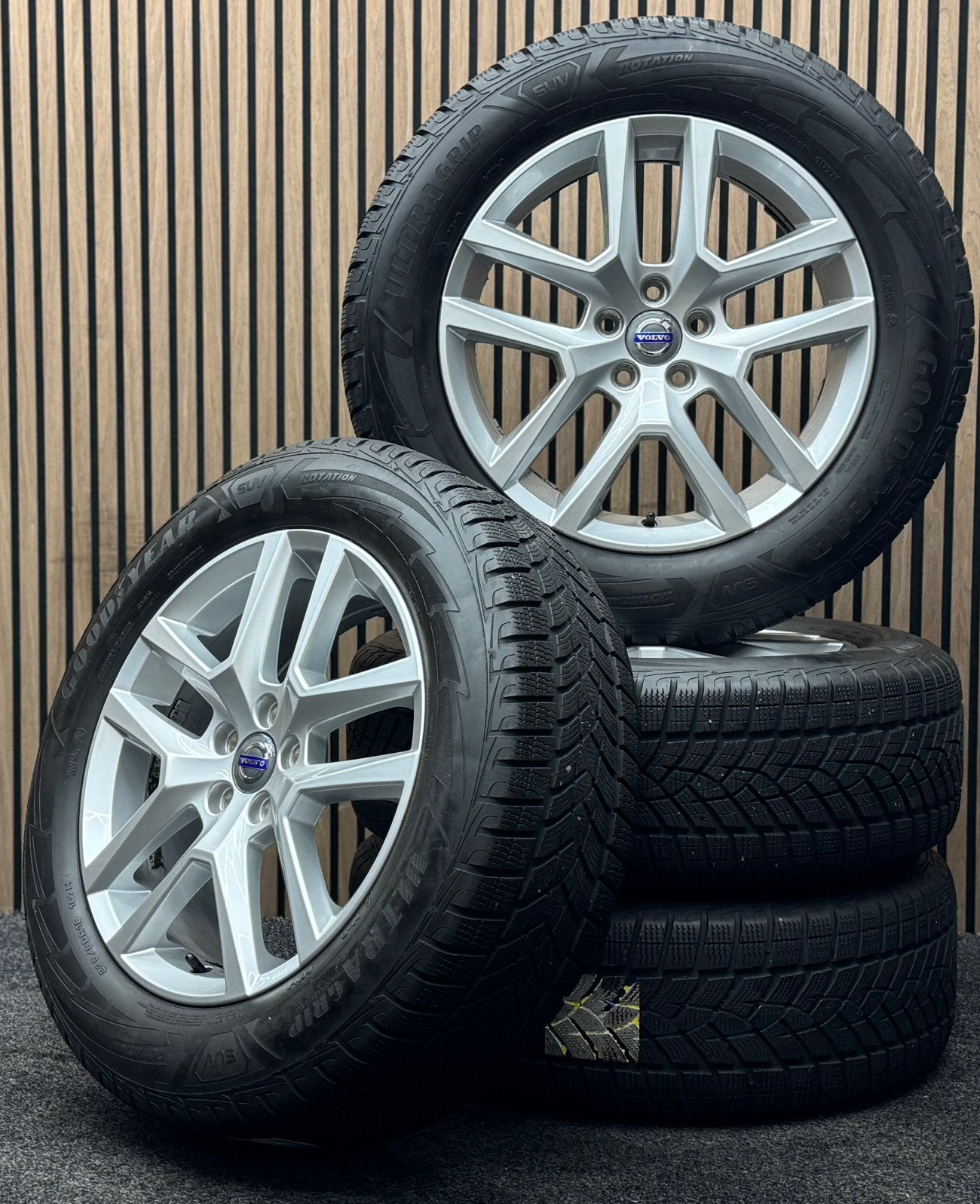 WINTER! Originele 18 inch Volvo XC60 5x108 ET55 Goodyear SUV, Ophalen, 18 inch, ., Banden en Velgen