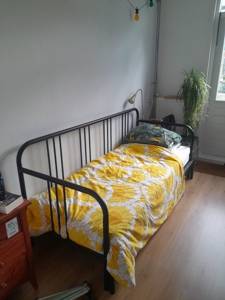 IKEA Fyresdal logeerbed bedbank uitschuifbaar, Ophalen, Verstelbaar, Zwart, Zo goed als nieuw