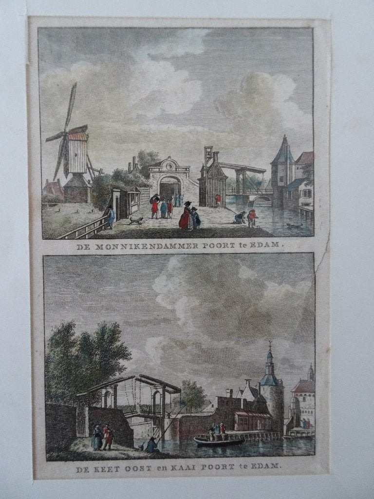 kleurengravure Monnikendammer en Kaai poort Edam, 1790, Ophalen of Verzenden, Gravure, Origineel