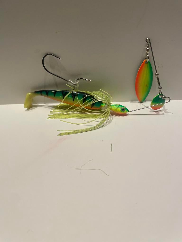 Spinnerbait met fox Shad en Bkk trailerhaak, Watersport en Boten, Ophalen of Verzenden, Zo goed als nieuw, Kunstaas