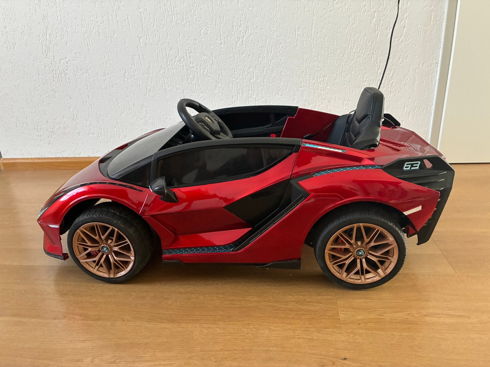Lamborghini Sian Accuauto in goede staat, Ophalen, Zo goed als nieuw