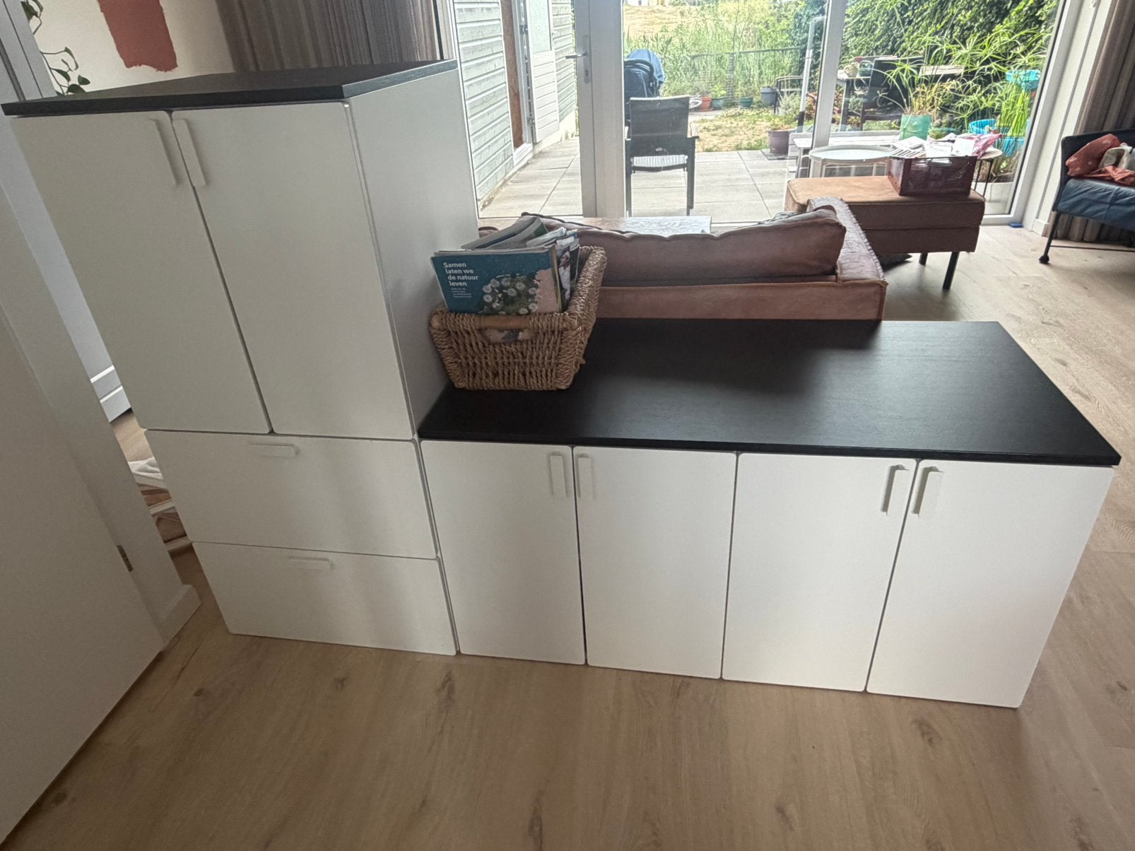 Kast IKEA met zwarte plank - 180x57x62/122 cm, Ophalen, Gebruikt