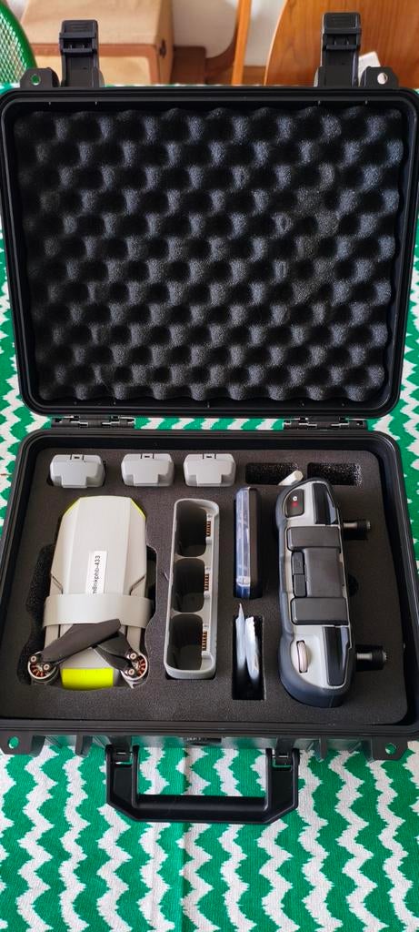 DJI Mini 4K Fly More Combo met heel veel extra's, Audio, Tv en Foto, Drones, Ophalen, Cameradrone, 5 tot 10 kilometer, Zo goed als nieuw