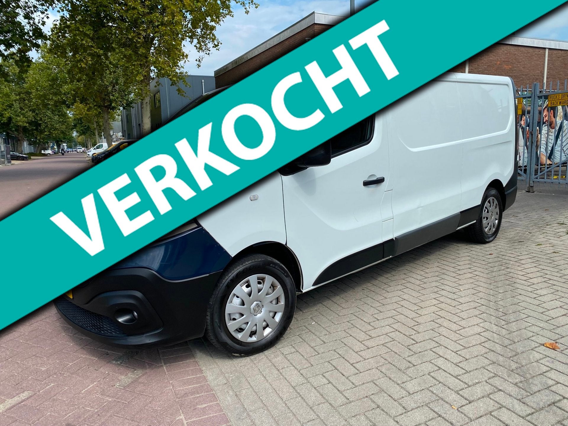Renault Trafic 2.0 dCi 120 T29 L2H1 / 2019 / Airco / Cruise, Auto's, Voorwielaandrijving, Stof, Gebruikt, Renault