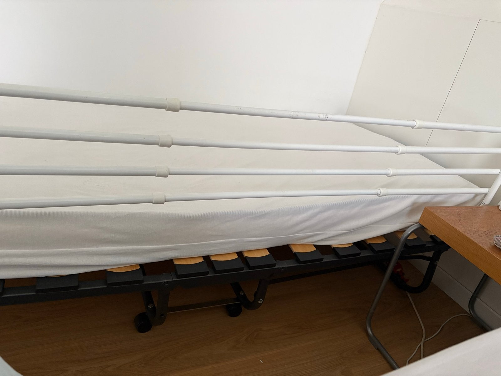 Bedrek, Huis en Inrichting, Slaapkamer | Bedden, Ophalen, Gebruikt, Eenpersoons, Wit