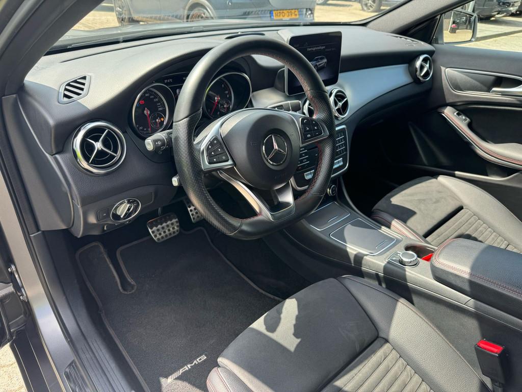 Mercedes-Benz GLA 200 d Business Solution AMG cruise, navi,, Auto's, 4 cilinders, 23 km/l, Origineel Nederlands, Bedrijf