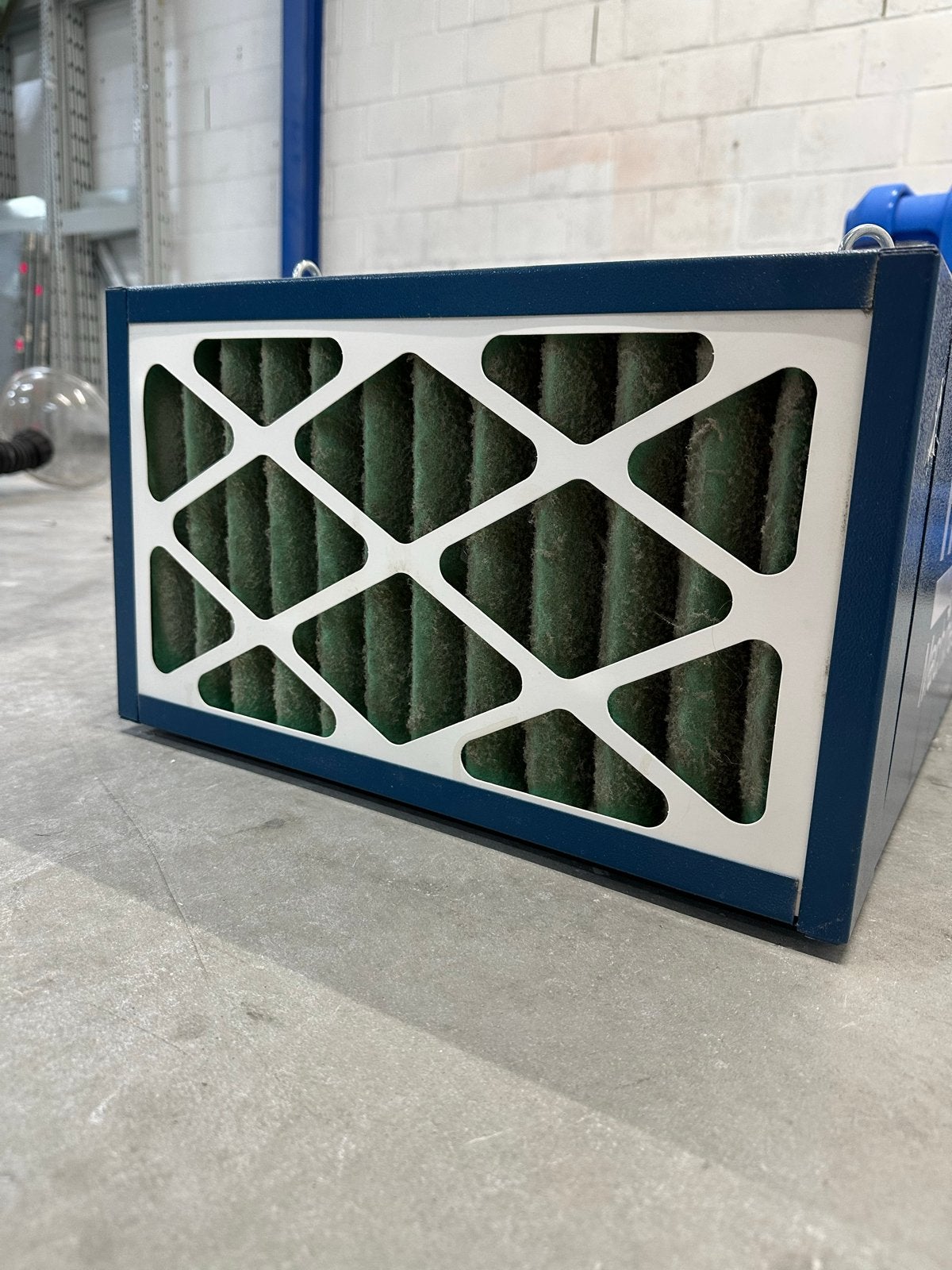 HBM Machines Luchtfiltratiesysteem - Afzuiger/Ventilator, Ophalen, Gebruikt, Ventilator en Afzuiger