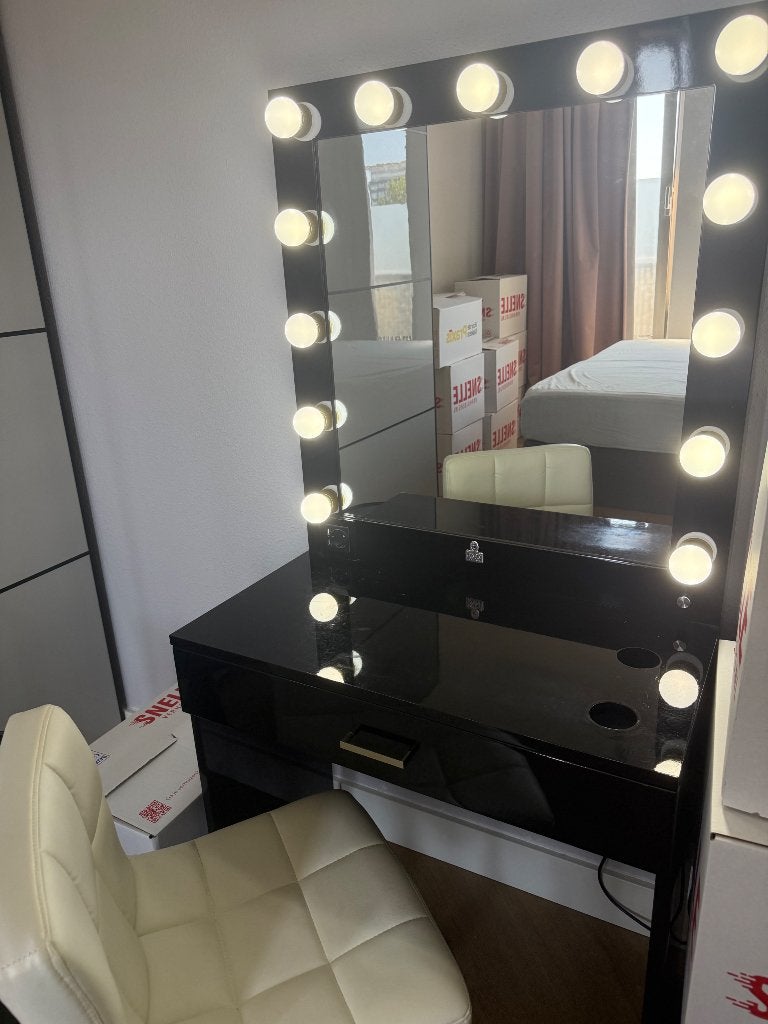 Beauty vanity +chair, Ophalen, Minder dan 50 cm, Zo goed als nieuw, 150 tot 200 cm