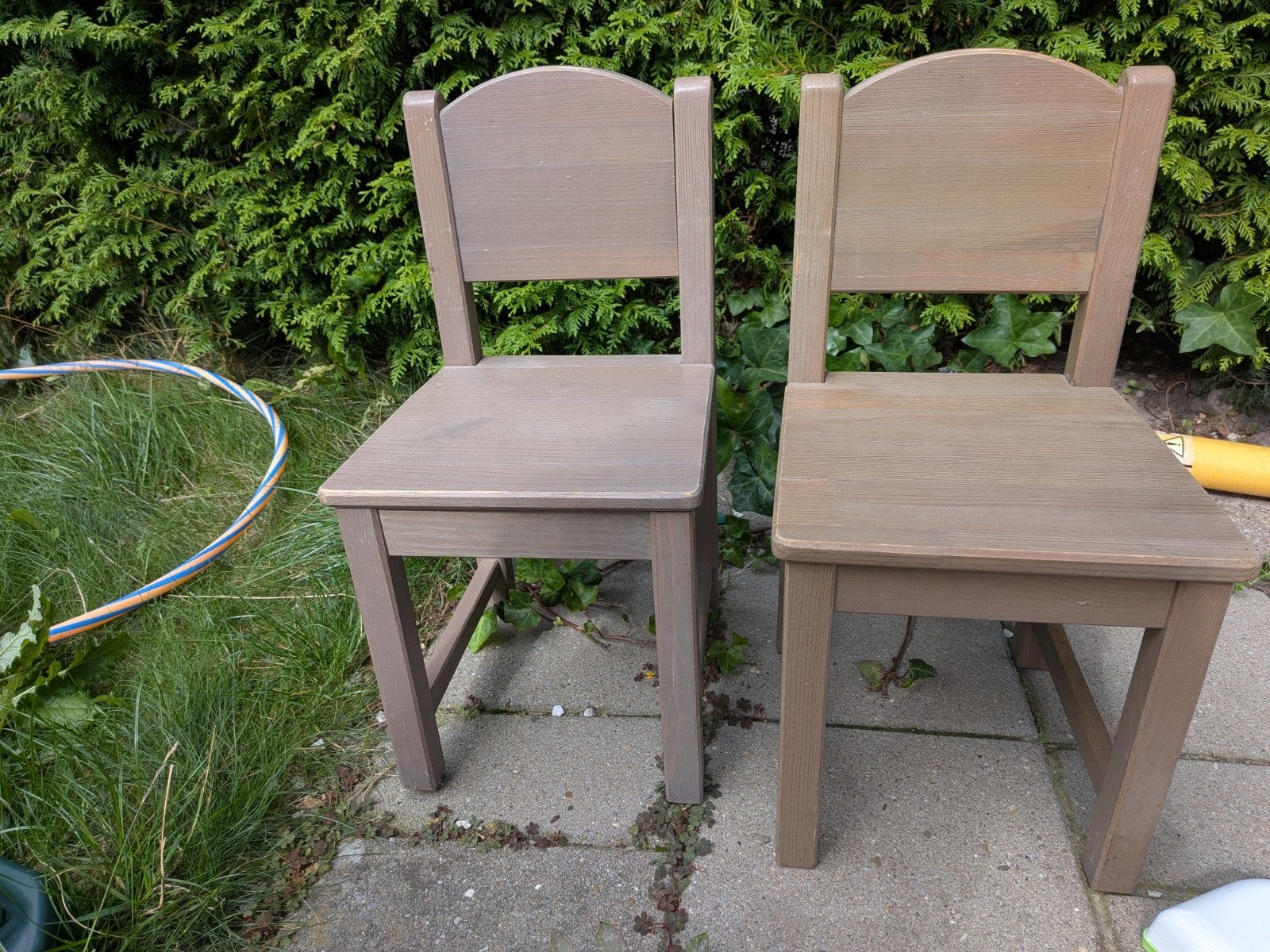 Twee houten IKEA stoeltjes in goede staat, Ophalen of Verzenden