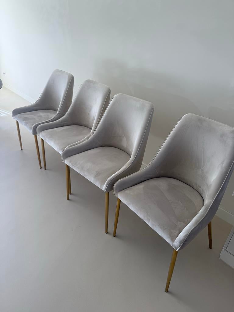 4 Westwing Ava fluwelen eettafelstoelen - beige, Huis en Inrichting, Ophalen, Gebruikt, Overige kleuren, Vier