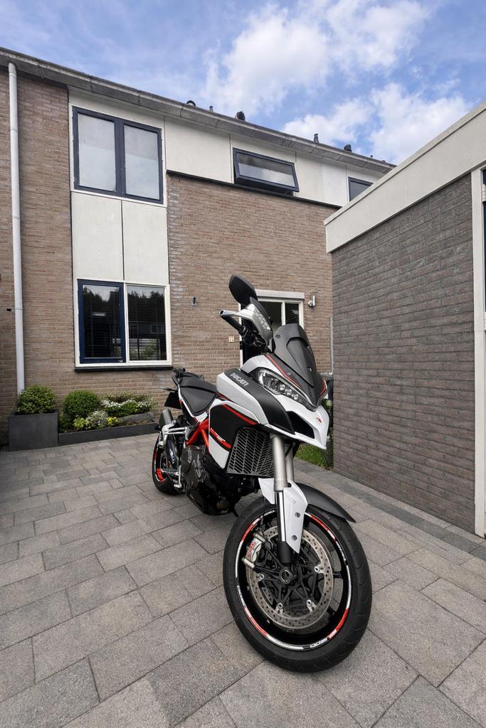 Ducati Multistrada 1200S 2016 Termignoni en quickshifter, Motoren, Motoren | Ducati, 2 cilinders, Handvatverwarming, Particulier
