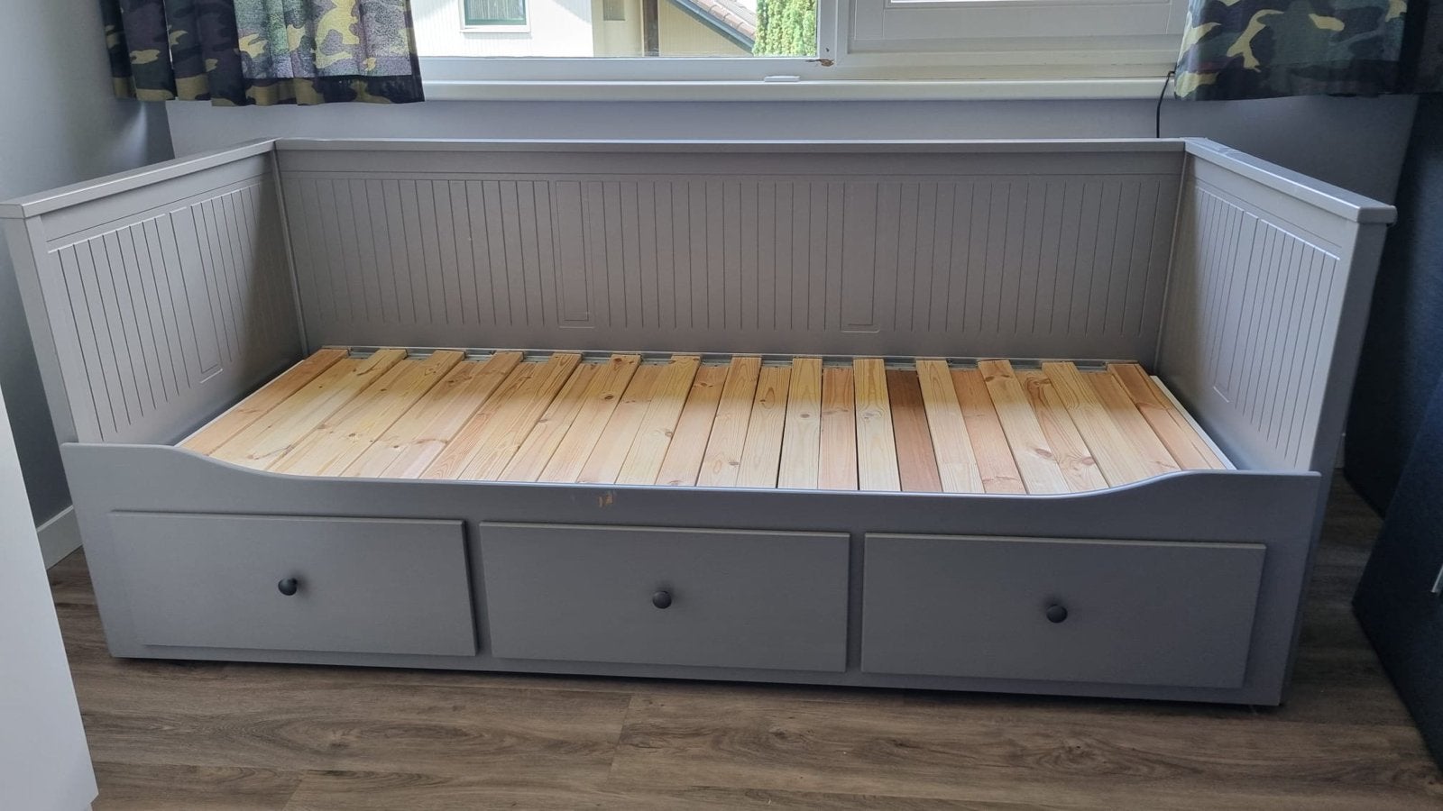 Ikea HEMNES bedbank met 3 lades - gedemonteerd, Huis en Inrichting, Ophalen, Gebruikt, Eenpersoons, 80 cm