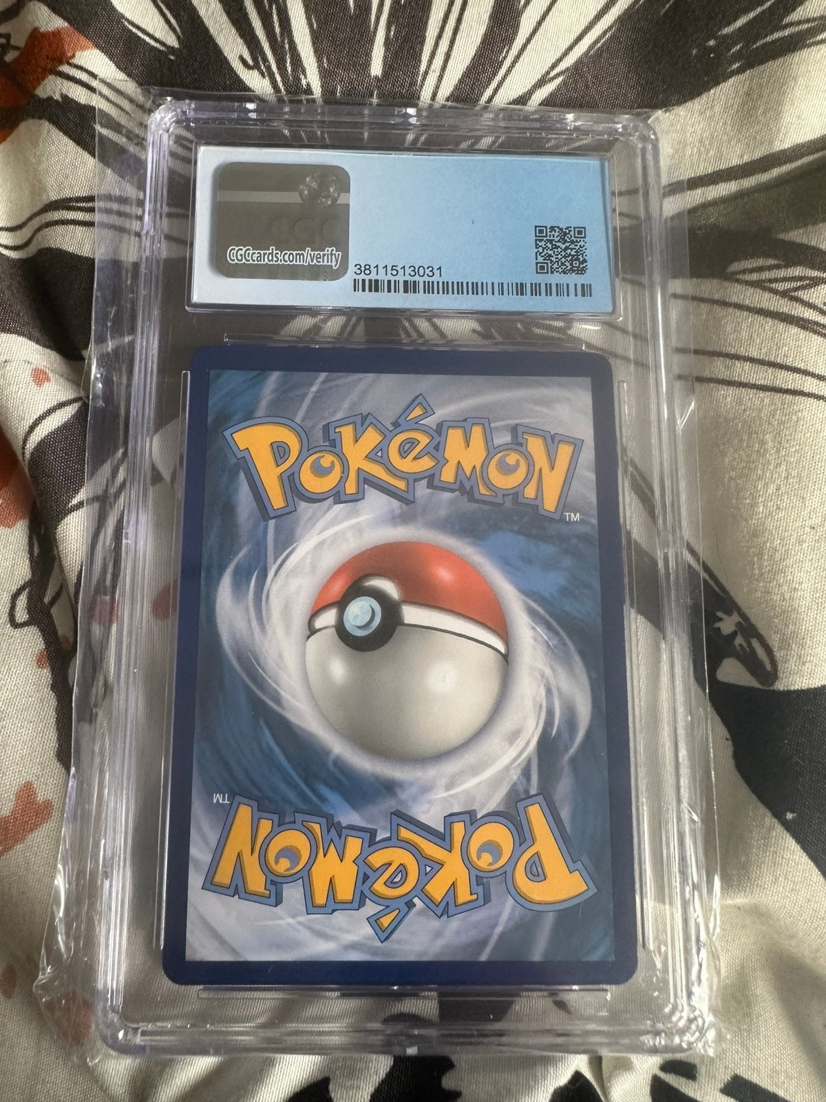 Charizard V, Hobby en Vrije tijd, Verzamelkaartspellen | Pokémon, Zo goed als nieuw, Ophalen of Verzenden