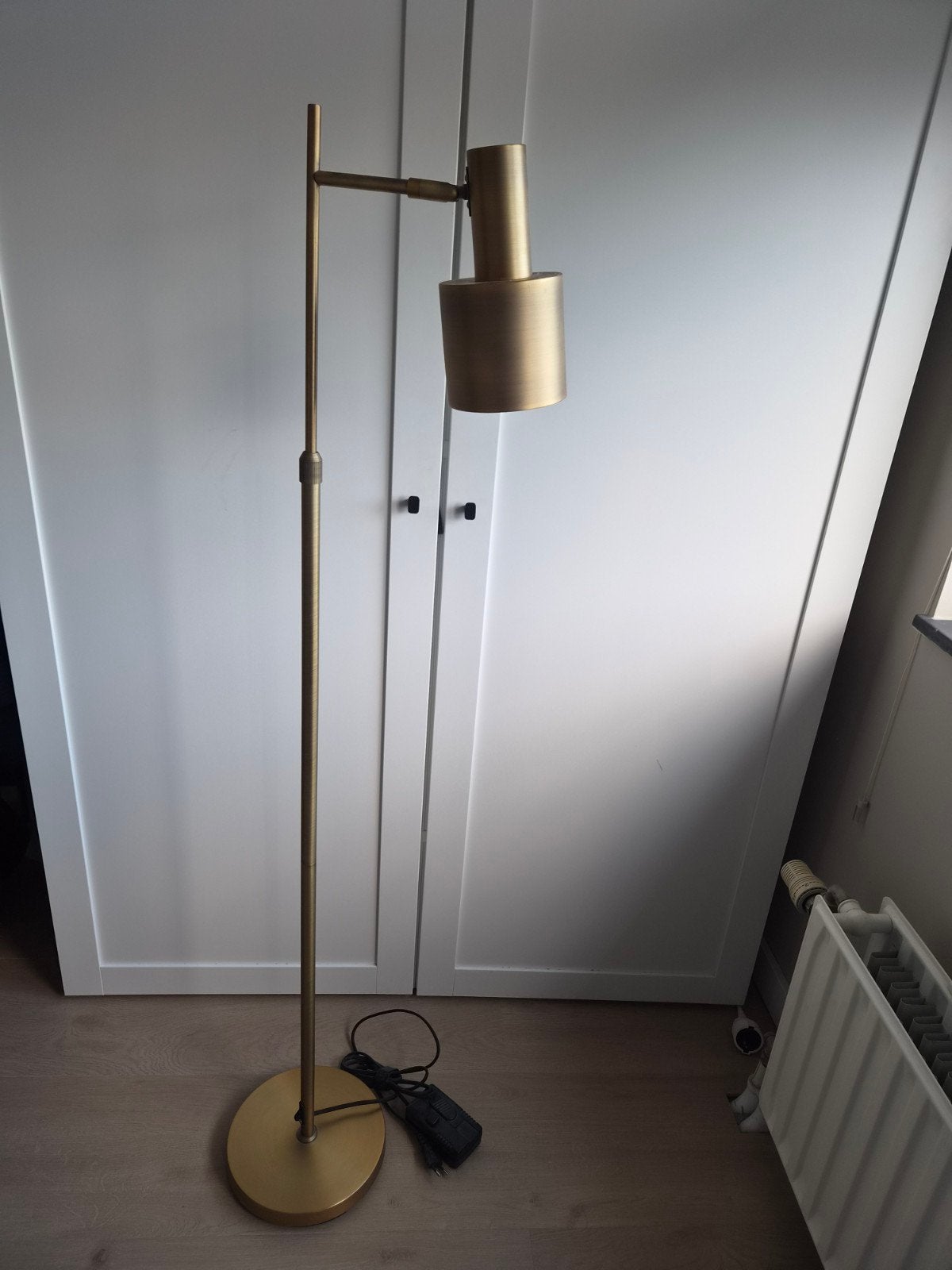 Karwei vloerlamp Nordin, Ophalen, E27 (groot), Zo goed als nieuw, Metaal