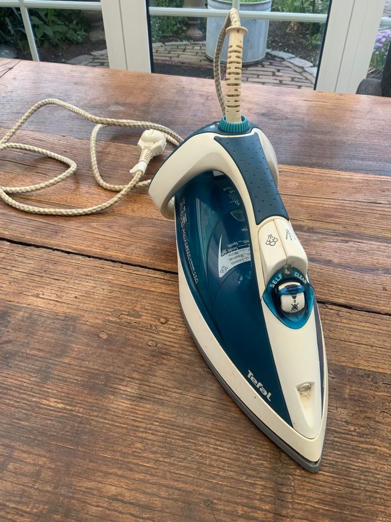 Tefal Stoomstrijkijzer, Witgoed en Apparatuur, Strijkijzers en Strijkplanken, Ophalen, Zo goed als nieuw