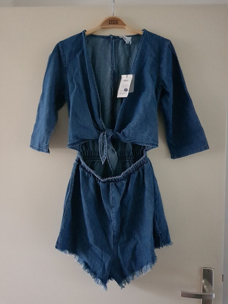 Spijkerbroek + blouse dames -- maat XS -- Asos Tall (nieuw!), Kleding | Dames, Spijkerbroeken en Jeans, Nieuw, W27 (confectie 34) of kleiner