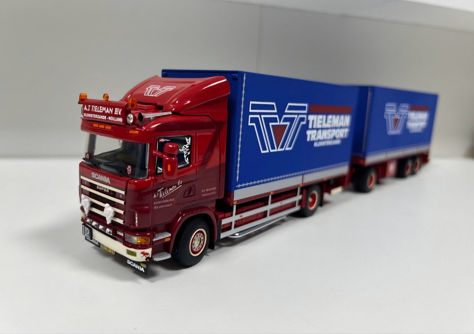 Gezocht Wsi Scania Tielemans, Hobby en Vrije tijd, Modelauto's | 1:50, Ophalen of Verzenden, Zo goed als nieuw, Bus of Vrachtwagen