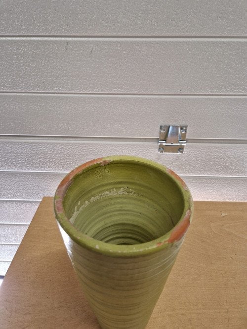 bloempotten / vaas groen geel gestreept, Ophalen of Verzenden, 'T Olde Gre-j, Info@toldegrej.nl, Endepoelstraat 20f Didam