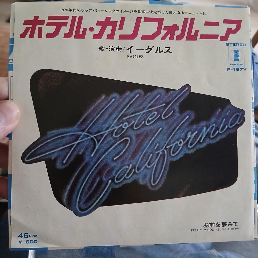 Eagles - Hotel California Japan Single (1976), Fotohoes, Ophalen of Verzenden, Zo goed als nieuw, Pop