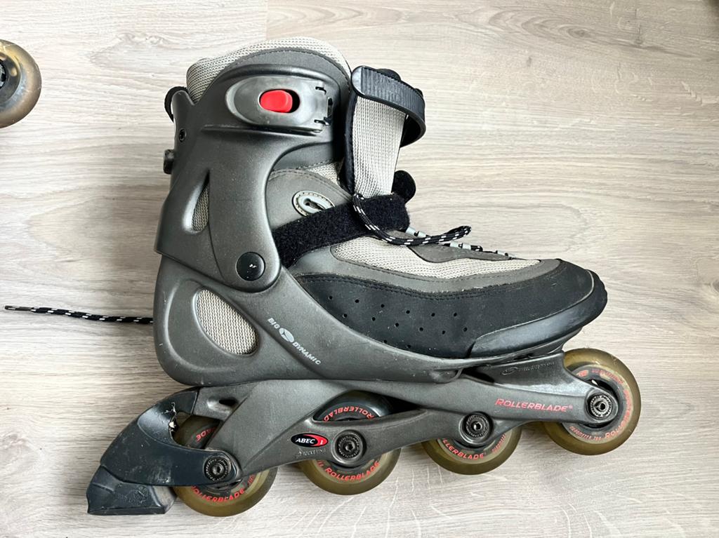 Rollerblades mt 43, Sport en Fitness, Skeelers, Ophalen of Verzenden, Zo goed als nieuw