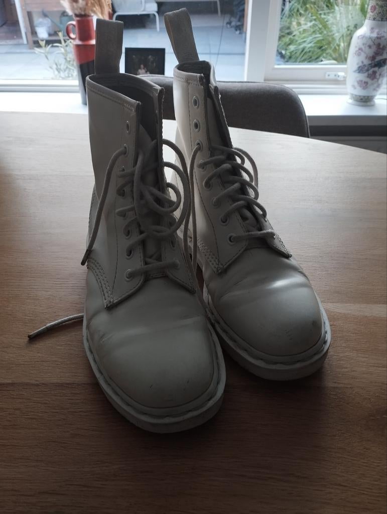 Dr. Martens Mono White - Perfect voor het voorjaar!, Wit, Lage of Enkellaarzen, Ophalen of Verzenden, Dr. Martens