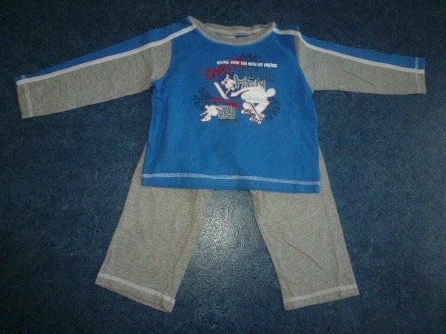 1 blauw/grijze jongens pyama met opdruk maat 92, Kinderen en Baby's, Kinderkleding | Maat 92, Ophalen of Verzenden, Zo goed als nieuw
