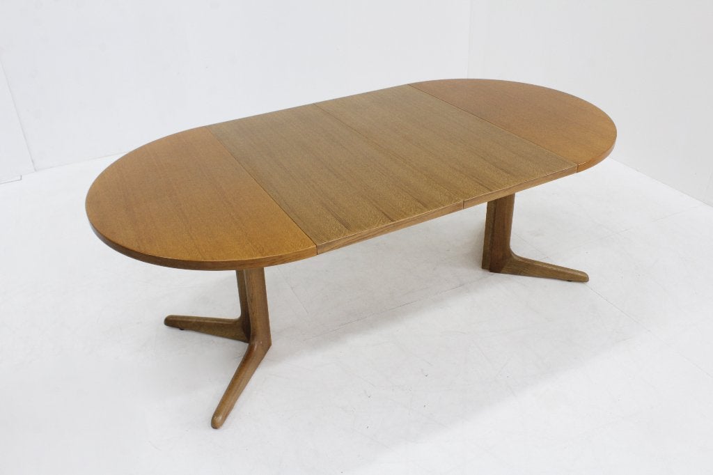 Vintage Deense ronde uitschuifbare eettafel tafel, Huis en Inrichting, Overige materialen, Rond, 200 cm of meer, Vijf personen of meer