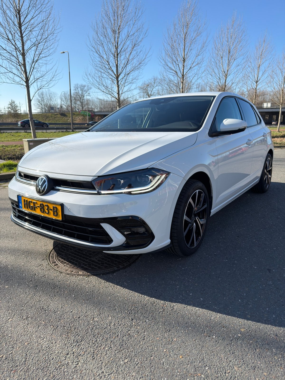 Volkswagen Polo  1.0 TSI R-line 110pk 7-DSG/ carplay/cam, Auto's, Wit, Bedrijf, 600 kg, 3 cilinders