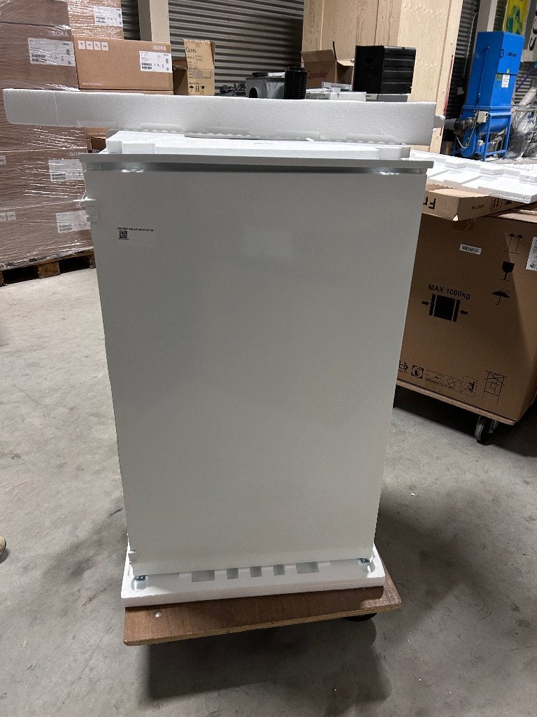 Nieuwe Zanussi koelkast, Zonder vriesvak, 100 tot 150 liter, Nieuw, 45 tot 60 cm