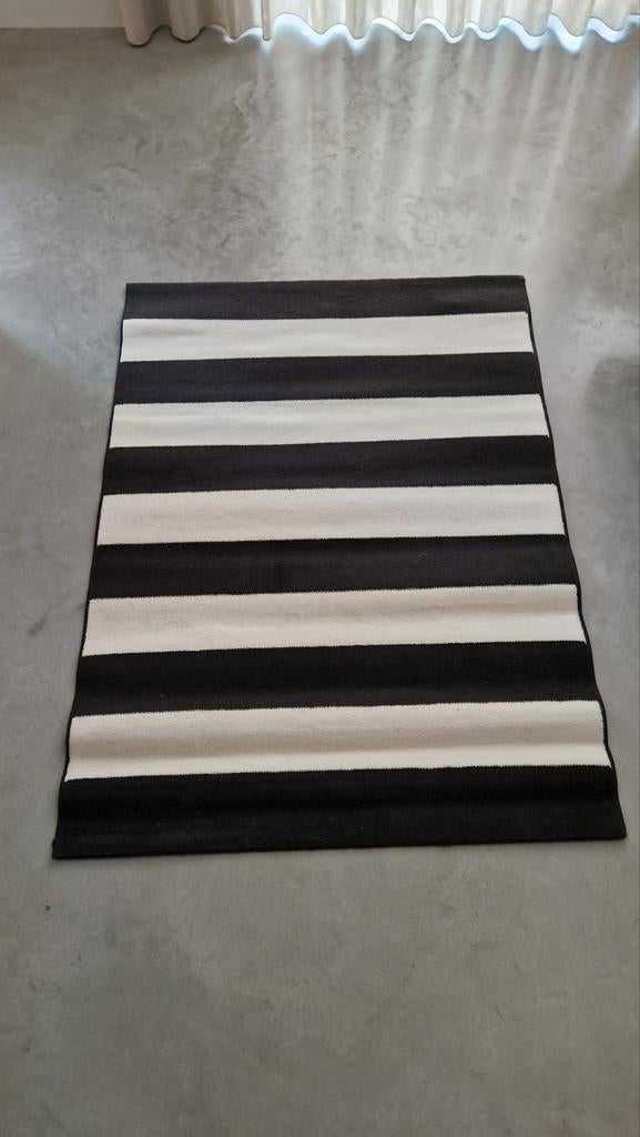 Zwart wit gestreept vloerkleed 120x160, Ophalen of Verzenden, Zwart, Rechthoekig, 200 cm of meer
