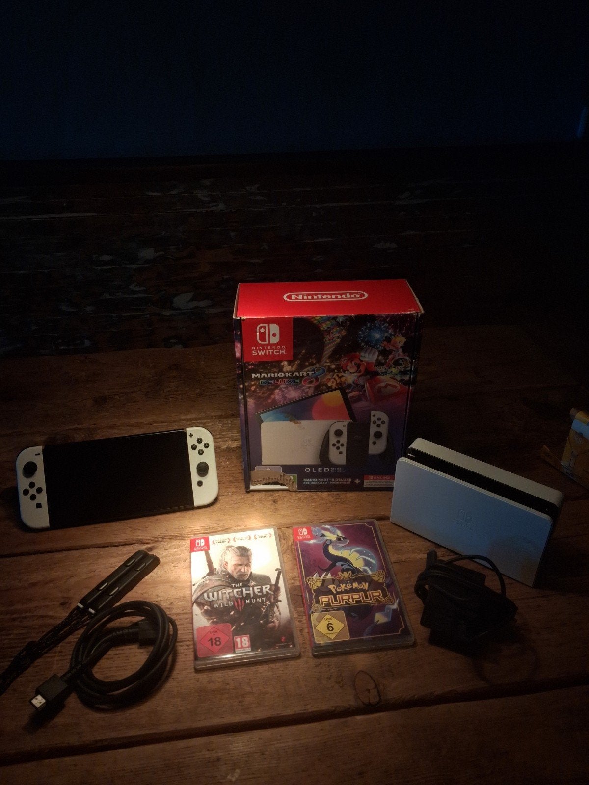 nintendo switch oled met 2 spellen, Switch OLED, Met games, Ophalen of Verzenden, Zo goed als nieuw