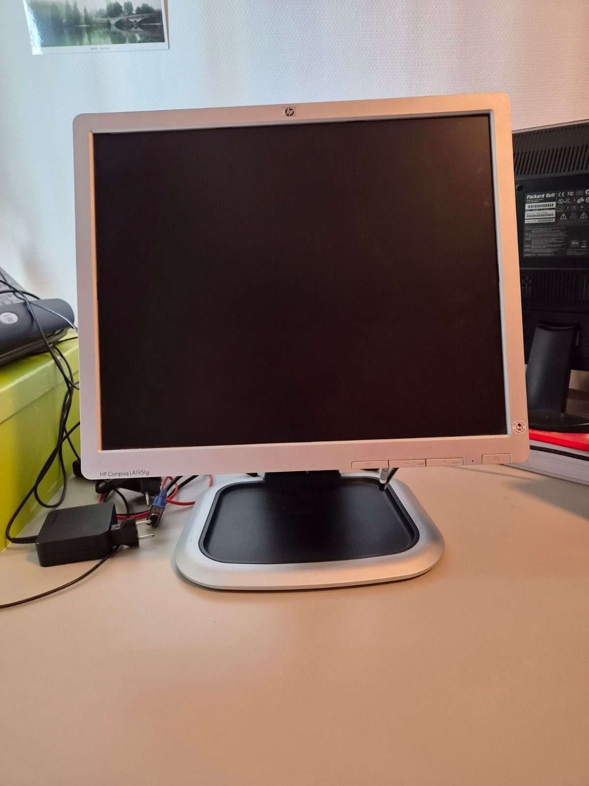 HP Monitor - Zilver/Zwart, Ophalen, Gebruikt, 60 Hz of minder, IPS