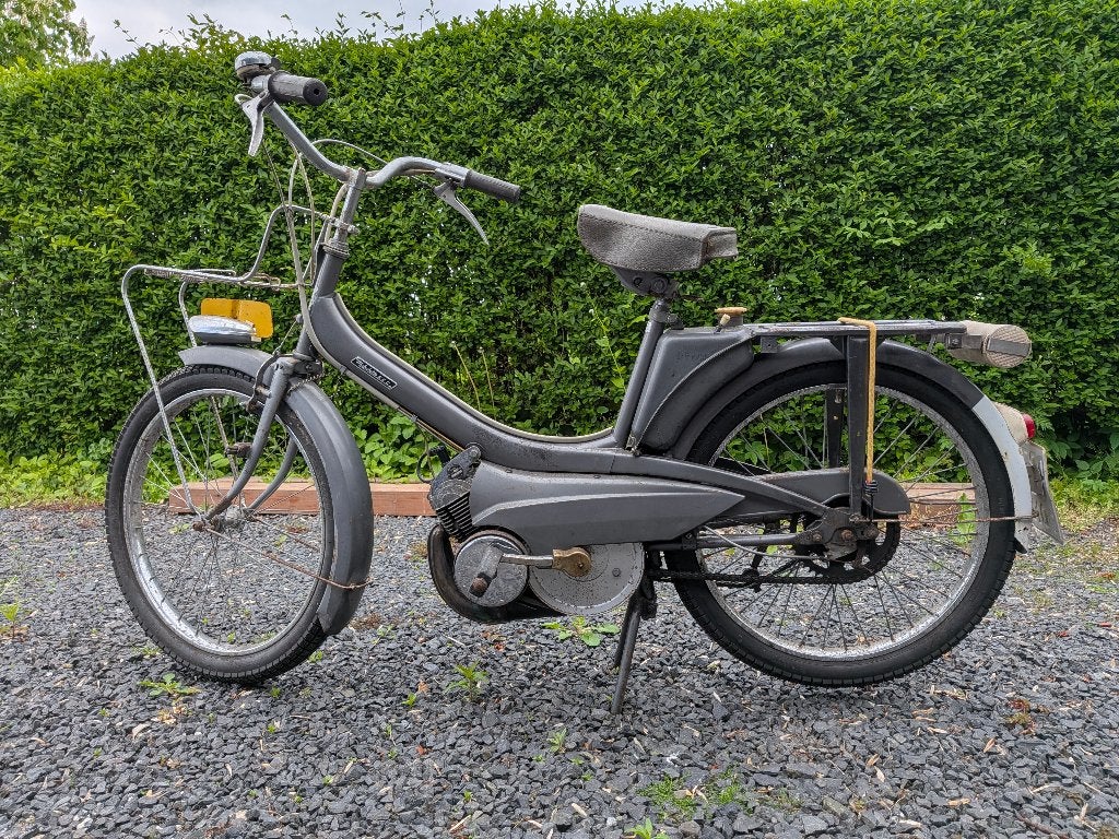 Kaptein Mobylette EEG 1973 met kenteken, Fietsen en Brommers, Brommers | Oldtimers, Overige merken, Maximaal 45 km/u, Ophalen