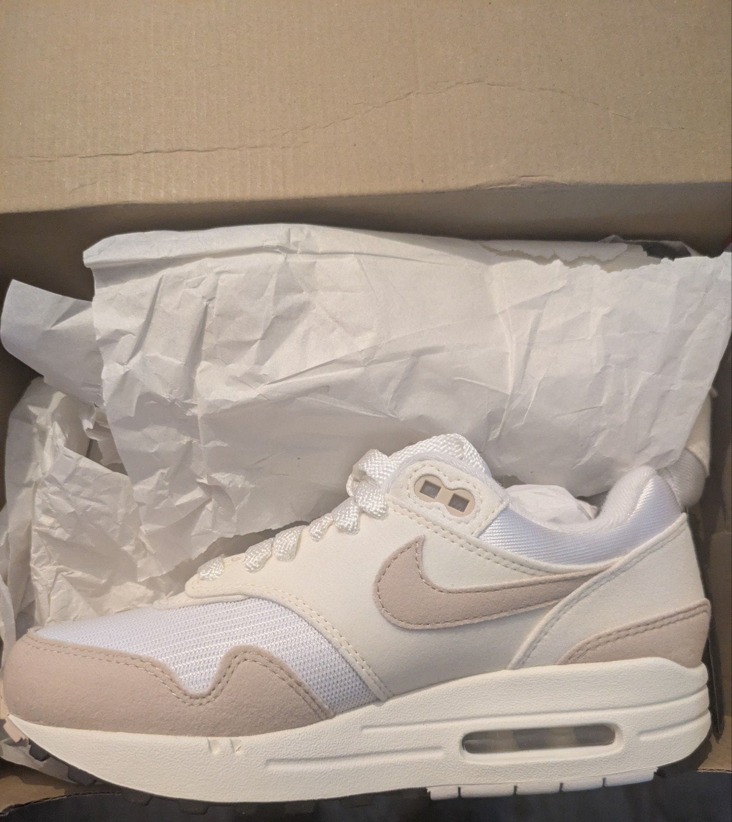 Nike Air Max 1 Pale Ivory - Maat 35.5, Ophalen, Nieuw