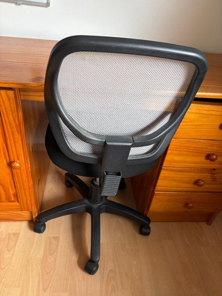 Klassiek houten bureau (& bureaustoel), Huis en Inrichting, Bureaus, Ophalen, Met lades, Gebruikt, Hout