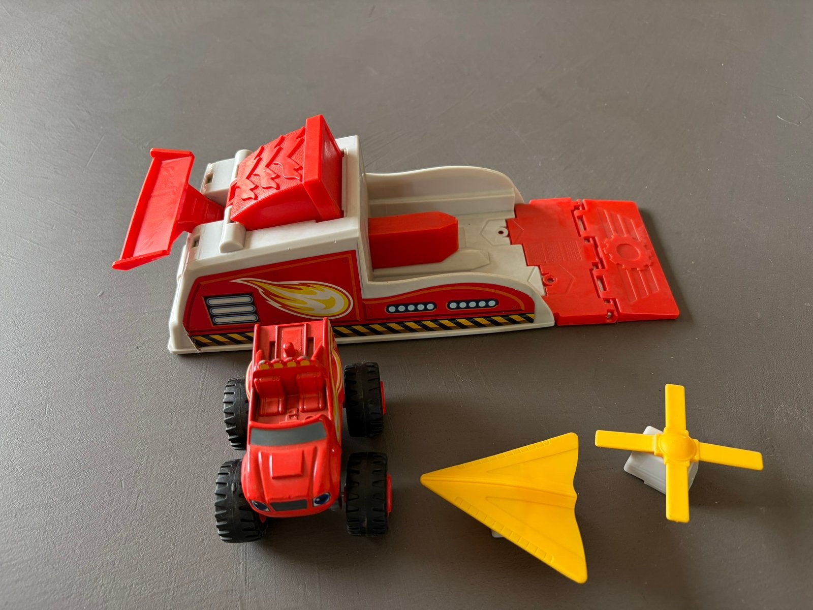 Blaze Turbo Launcher, Ophalen of Verzenden, Gebruikt