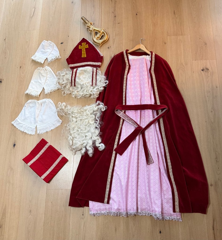 Prachtig handgemaakt vintage Sinterklaaspak vol karakter, Diversen, Ophalen of Verzenden, Gebruikt