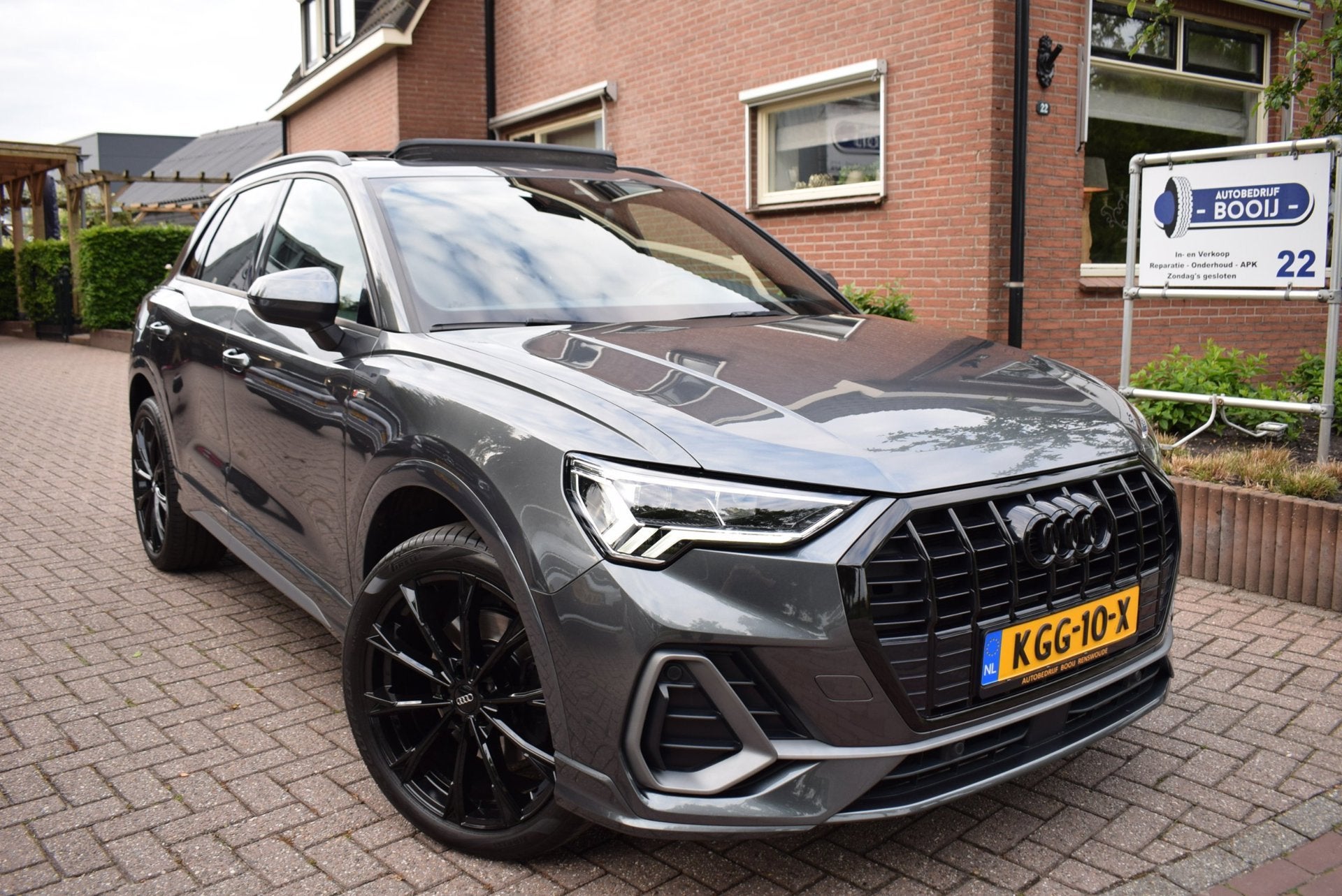 Audi Q3 45 TFSI e S-LINE/PANODAK/LEDER/360 CAMERA/CARPLAY/KE, Adaptive Cruise Control, Gebruikt, Hybride Elektrisch/Benzine, 13 kWh