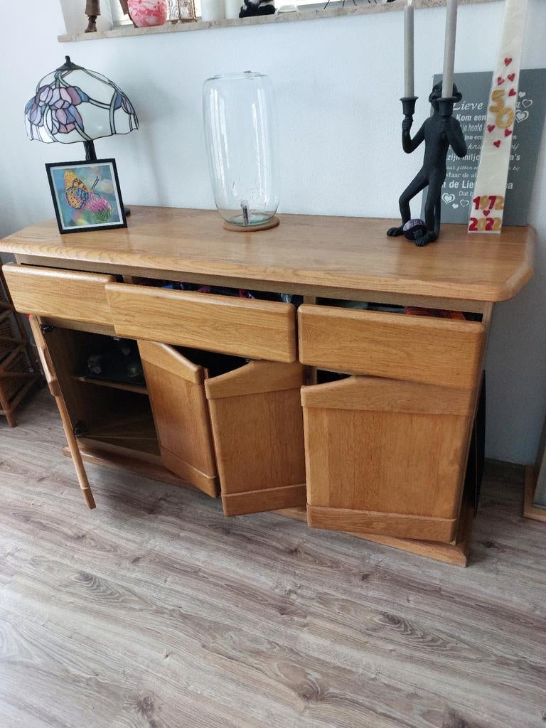 Gratis blankeiken dressoir, Ophalen, Gebruikt, Met deur(en), 150 tot 200 cm