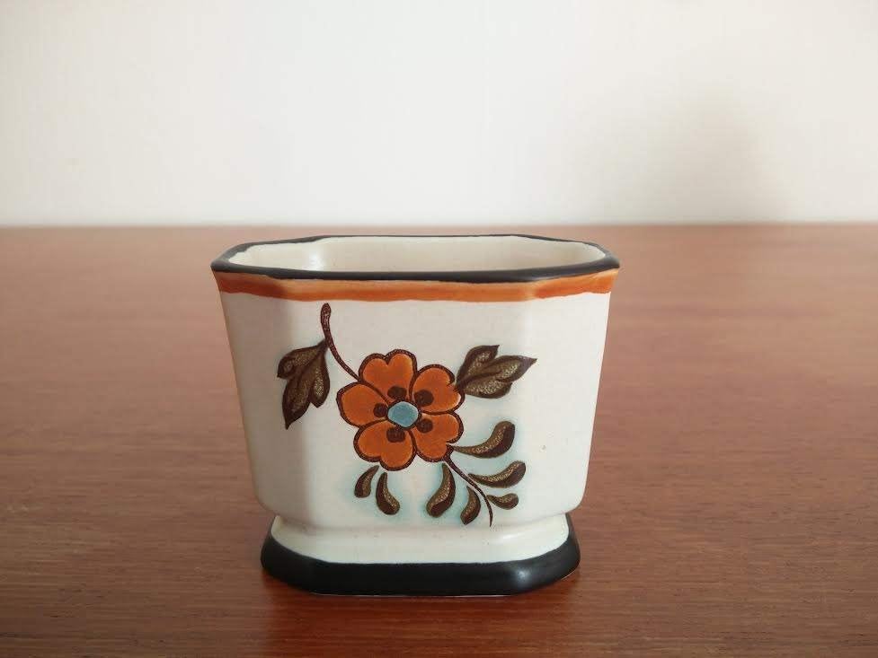 Vintage Flora Gouda Plateel vaasje potje Model 969 Handwerk, Ophalen of Verzenden