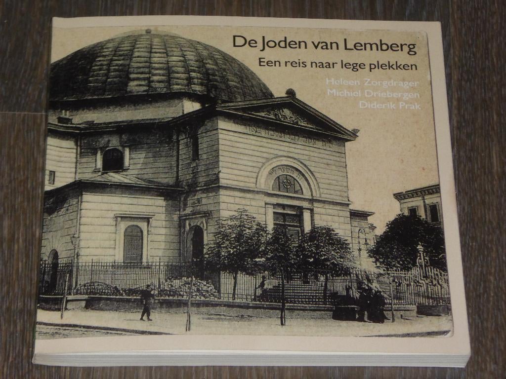 De Joden van Lemberg  Een reis naar lege plekken, Boeken, Verzenden, Zo goed als nieuw, Diverse auteurs